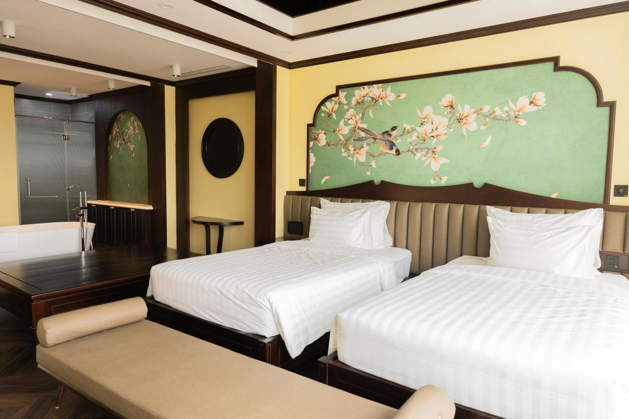Legacy Hill Resort & Villas Hòa Bình Exterior foto